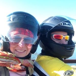 Hi! We are Kiran & Ted!